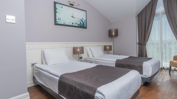 Catı Oda İki Ayrı Yataklı