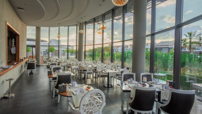 Bubon Uzakdogu A La Carte Restoran